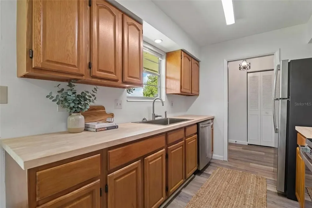 6401 SW 78th Street Gainesville FL 32608