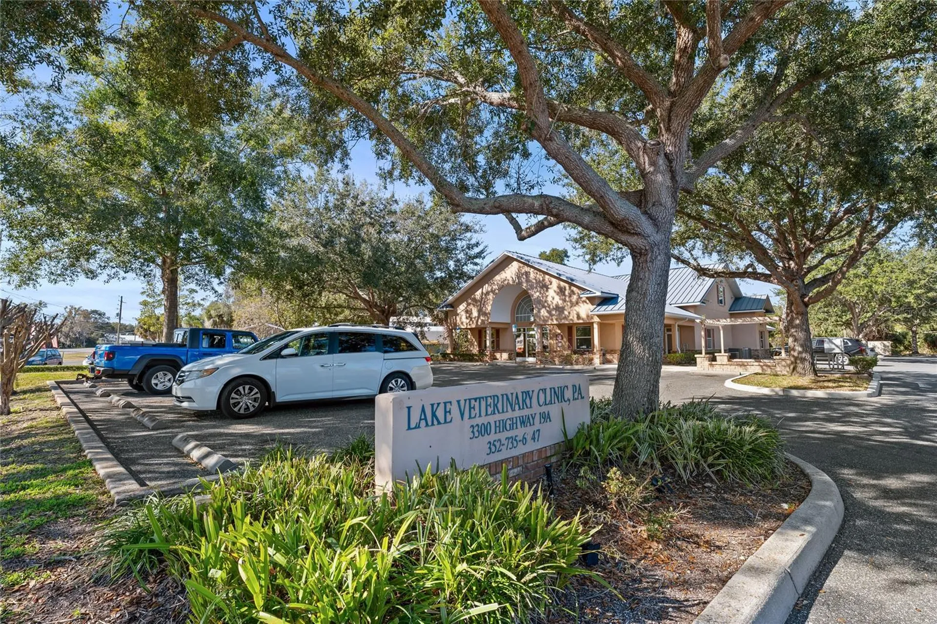 3300 N Highway 19a Mount Dora FL 32757