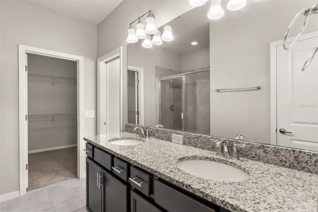588 Piazza Point Oviedo FL 32765