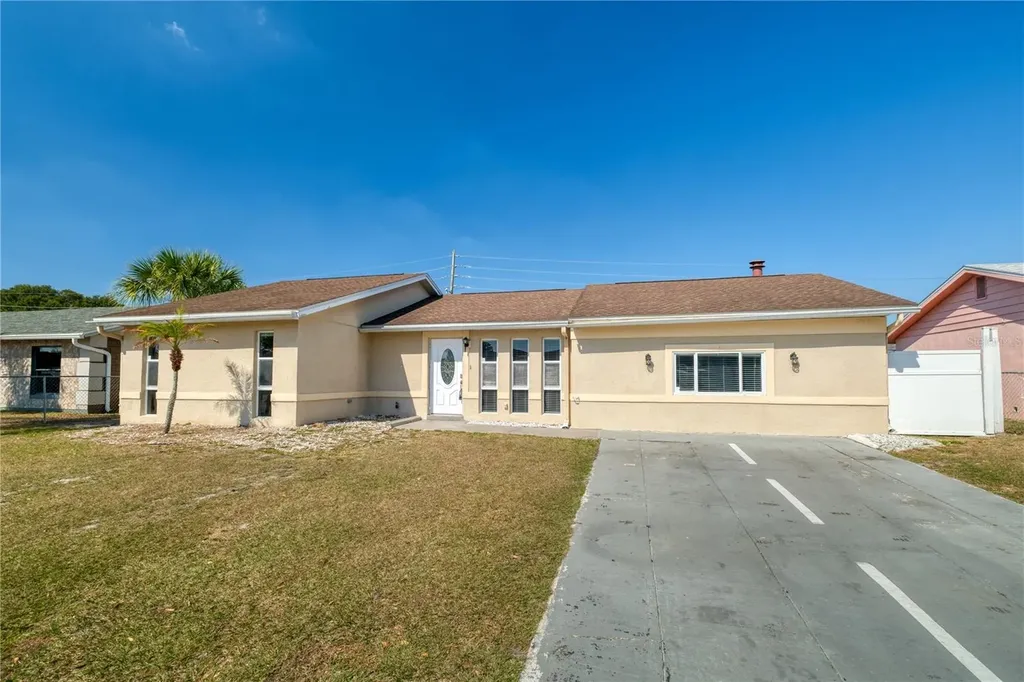 107 Citrus Drive Kissimmee FL 34743