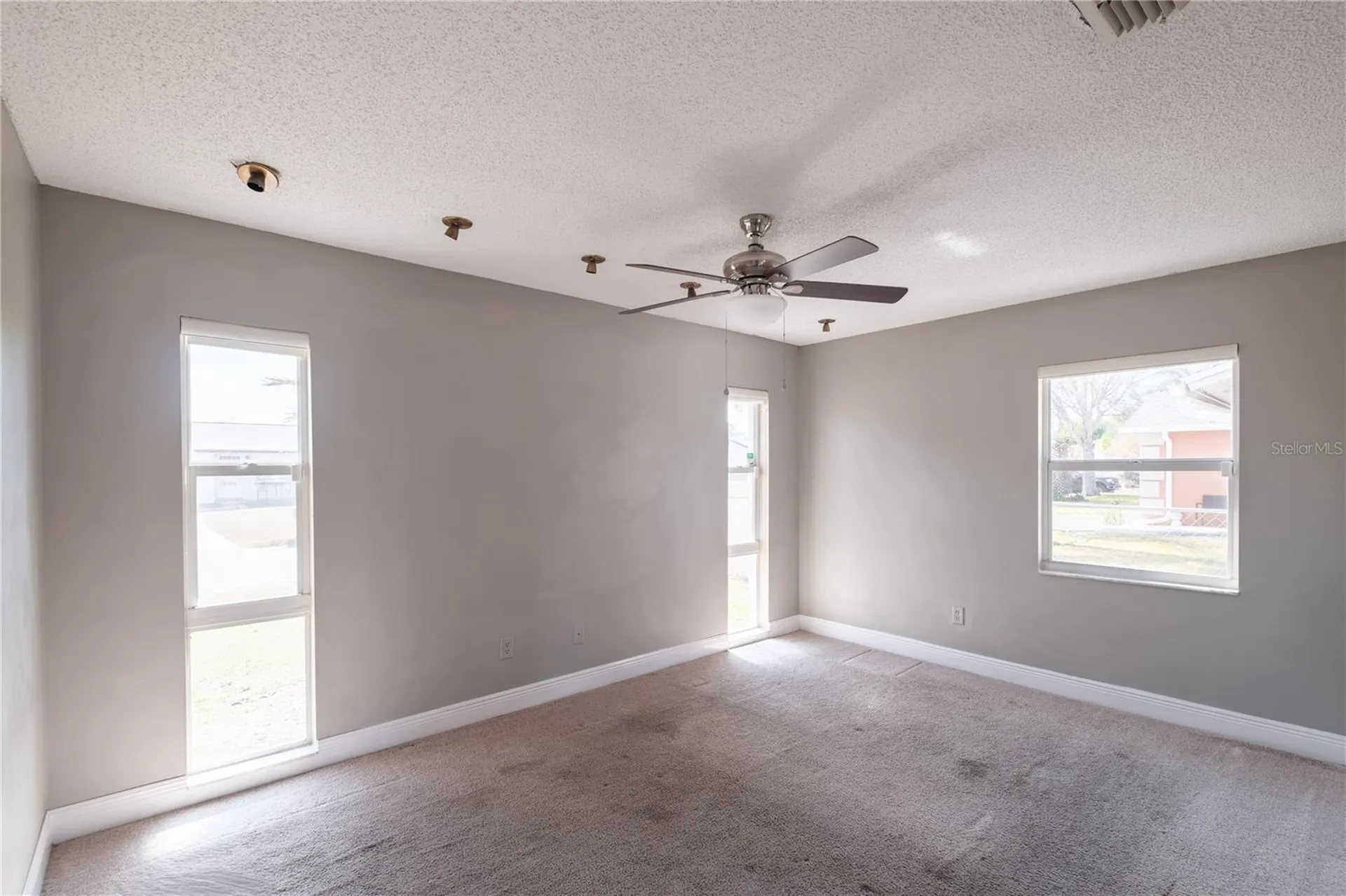107 Citrus Drive Kissimmee FL 34743