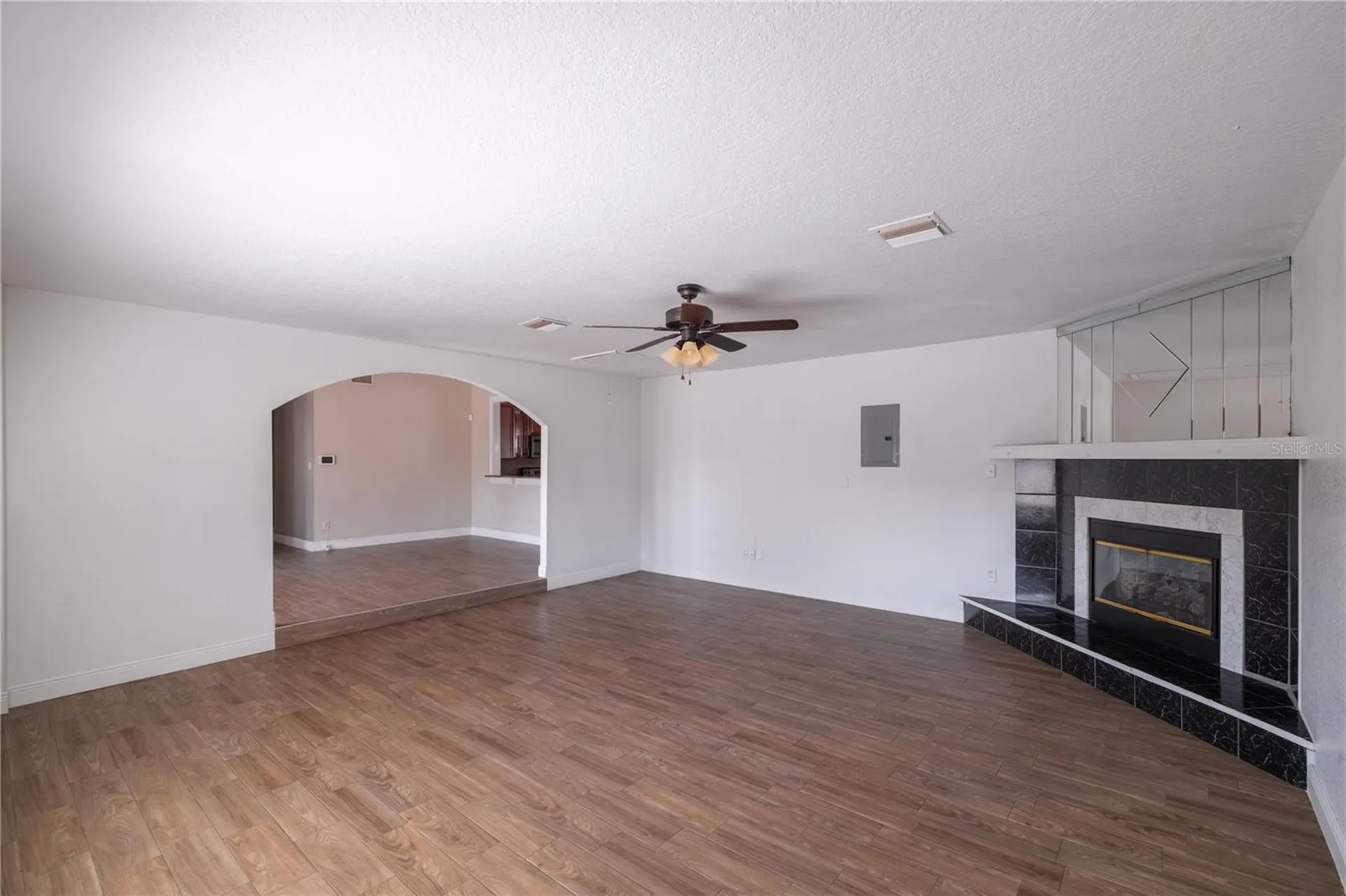 107 Citrus Drive Kissimmee FL 34743