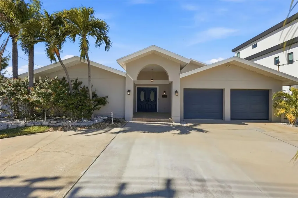 2822 W Vina Del Mar Boulevard St Pete Beach FL 33706