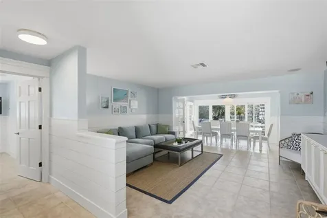 2822 W Vina Del Mar Boulevard St Pete Beach FL 33706