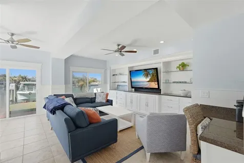 2822 W Vina Del Mar Boulevard St Pete Beach FL 33706