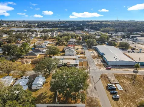 109 Laura Street Dundee FL 33838