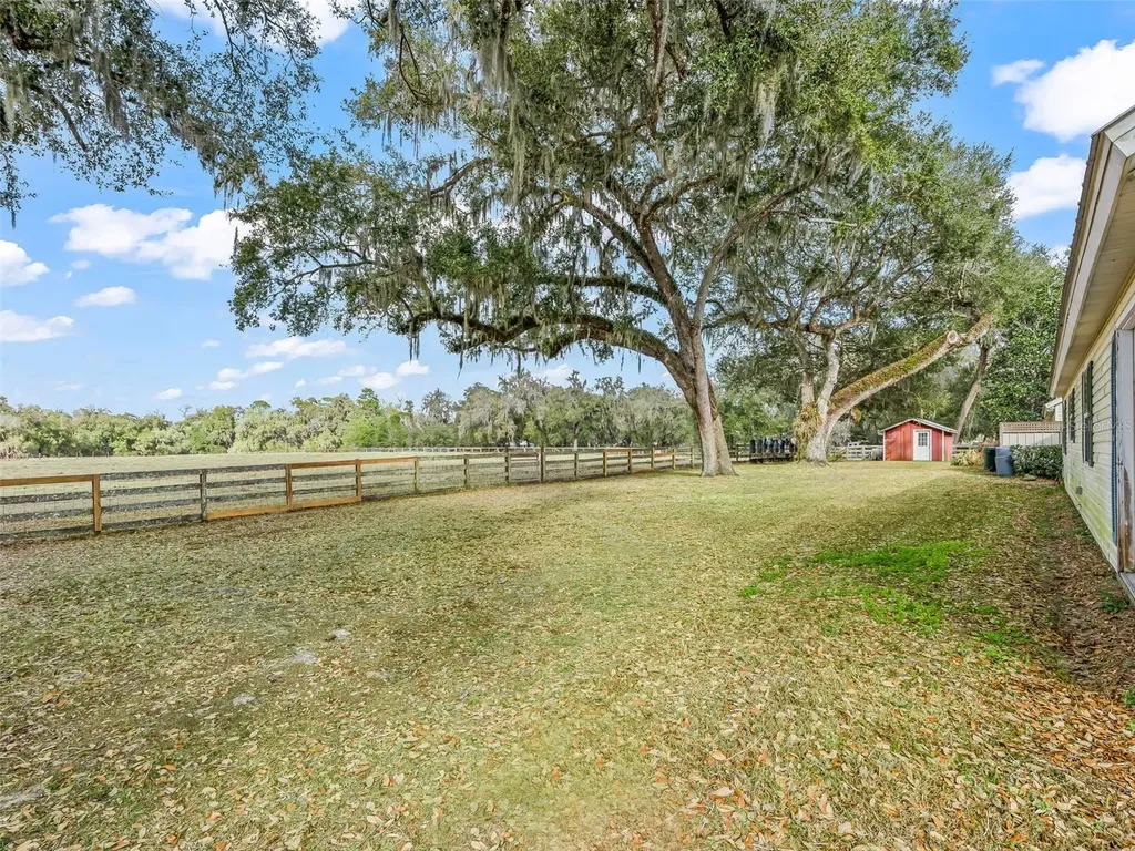 4430 Cr 542h Bushnell FL 33513
