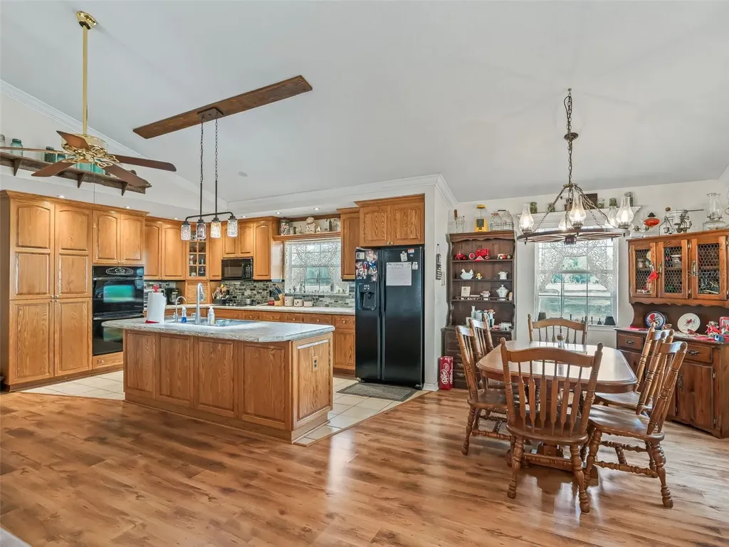 4430 Cr 542h Bushnell FL 33513