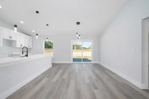 2121 SW Hilliard Avenue Dunnellon FL 34431