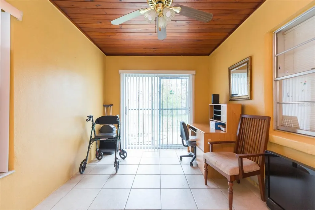2703 W Saint Joseph Street Tampa FL 33607