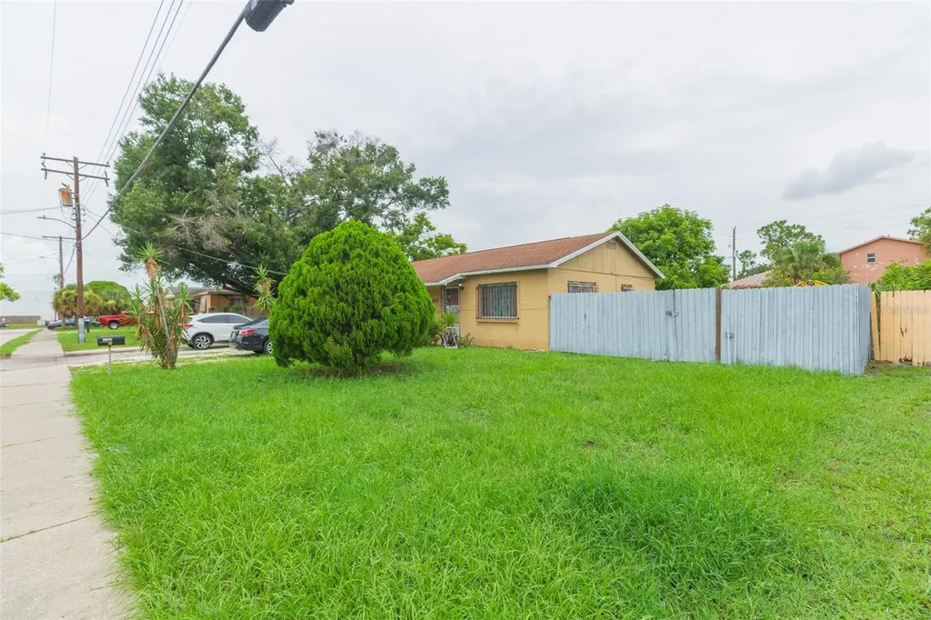 2703 W Saint Joseph Street Tampa FL 33607