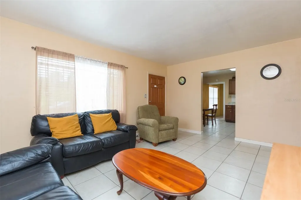 2703 W Saint Joseph Street Tampa FL 33607