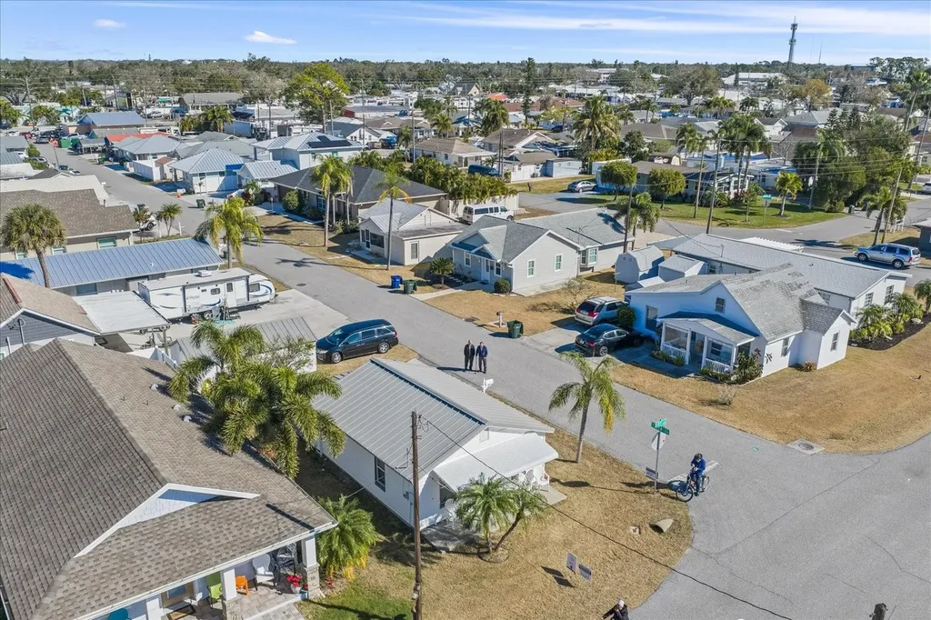 3315 Fry Street Sarasota FL 34239