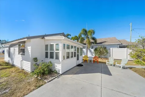 3315 Fry Street Sarasota FL 34239