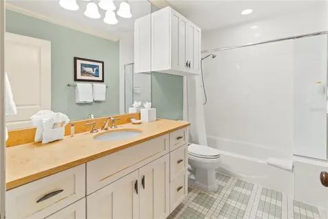101 66th Street Holmes Beach FL 34217