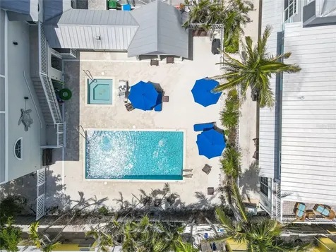 101 66th Street Holmes Beach FL 34217