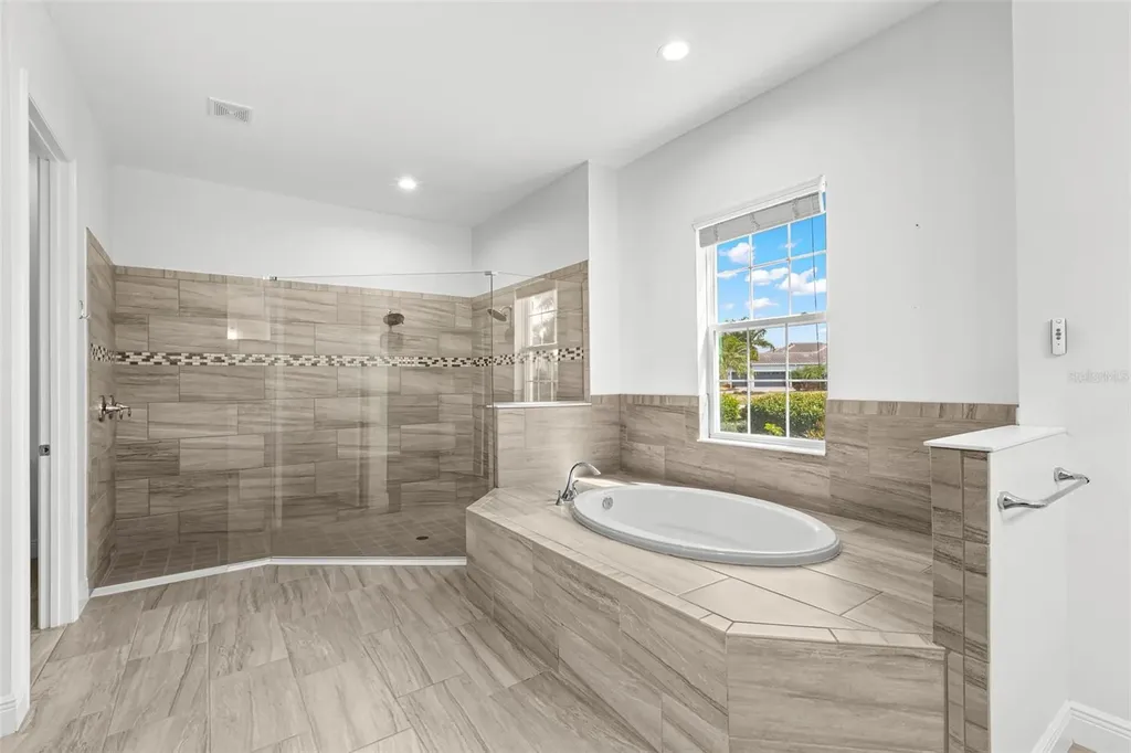 4803 Ancient Marble Drive Sarasota FL 34240