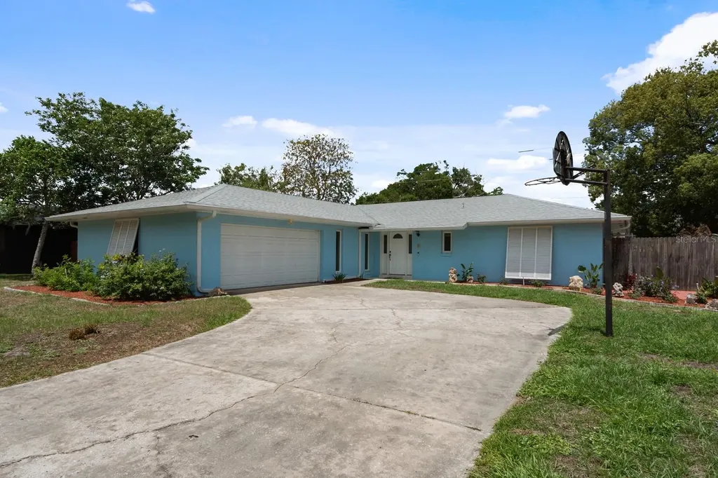 1032 Manchester Circle Winter Park FL 32792