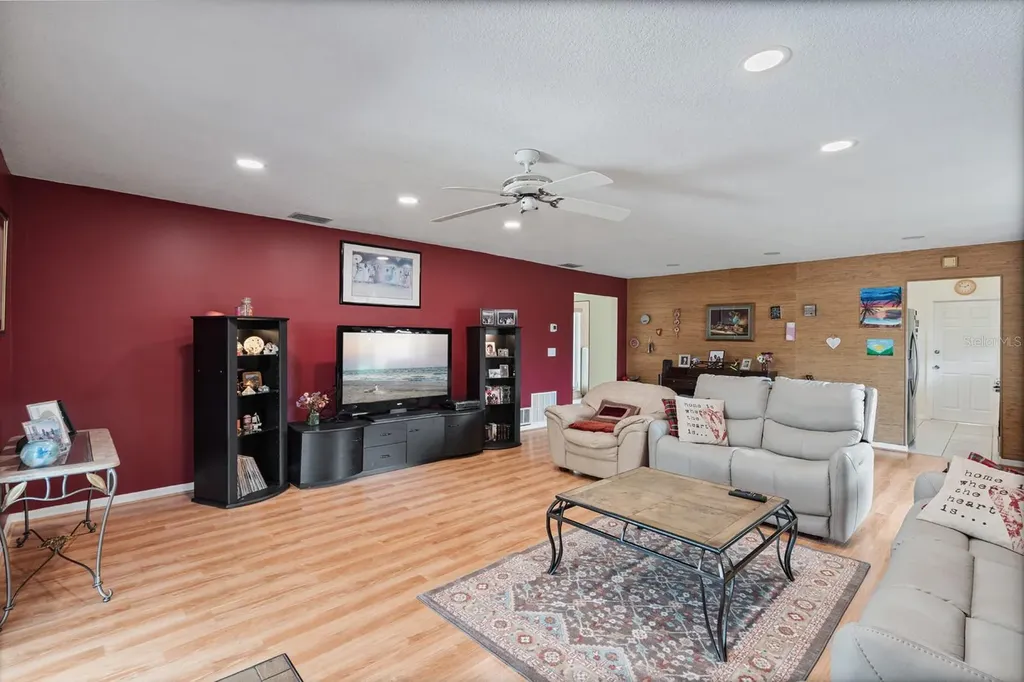 1032 Manchester Circle Winter Park FL 32792