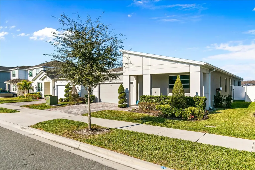 11851 Sunsail Avenue Orlando FL 32832