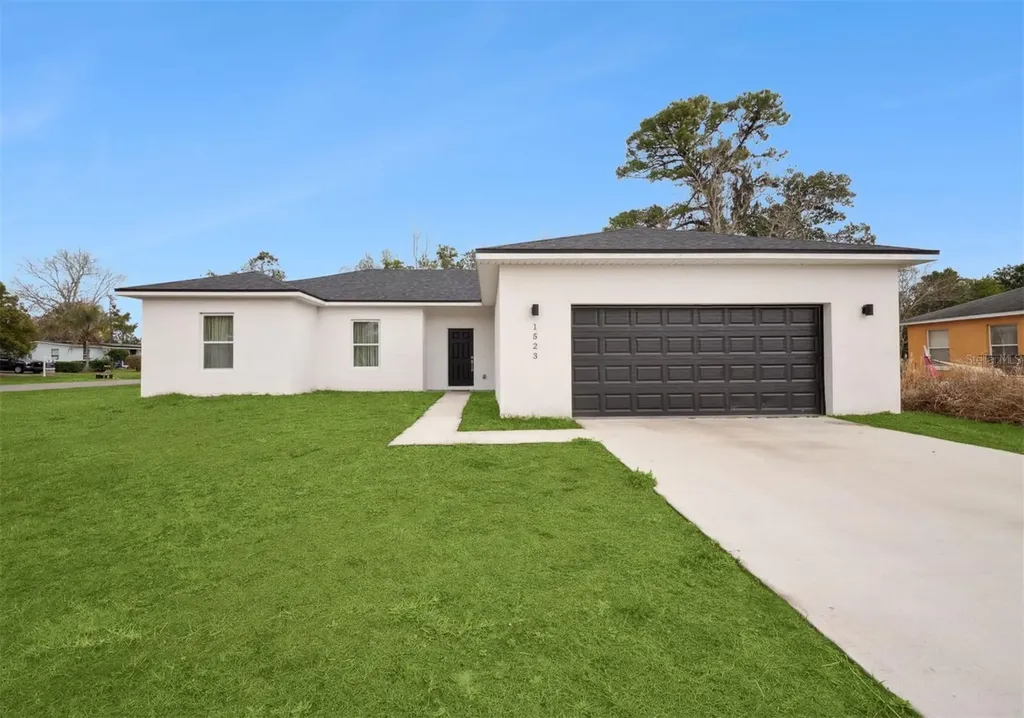 1523 Zinnia Drive Deltona FL 32725