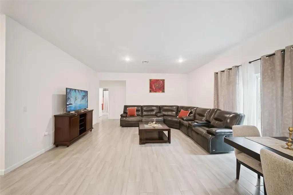 1523 Zinnia Drive Deltona FL 32725