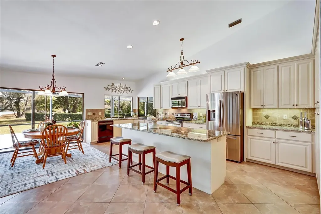 7307 Weeping Willow Drive Sarasota FL 34241