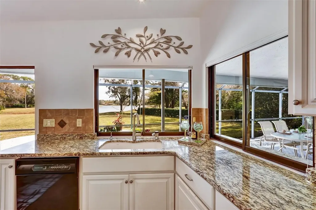7307 Weeping Willow Drive Sarasota FL 34241