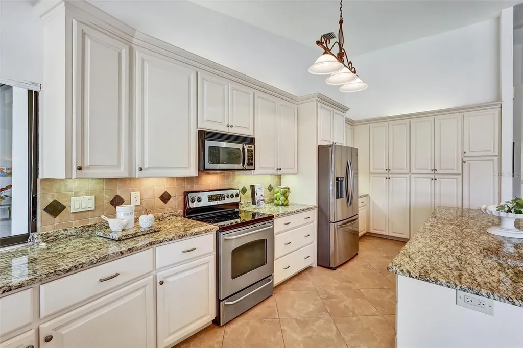 7307 Weeping Willow Drive Sarasota FL 34241
