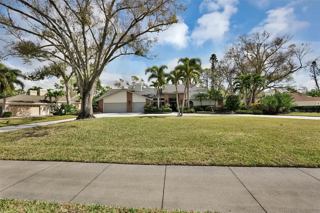 7307 Weeping Willow Drive Sarasota FL 34241