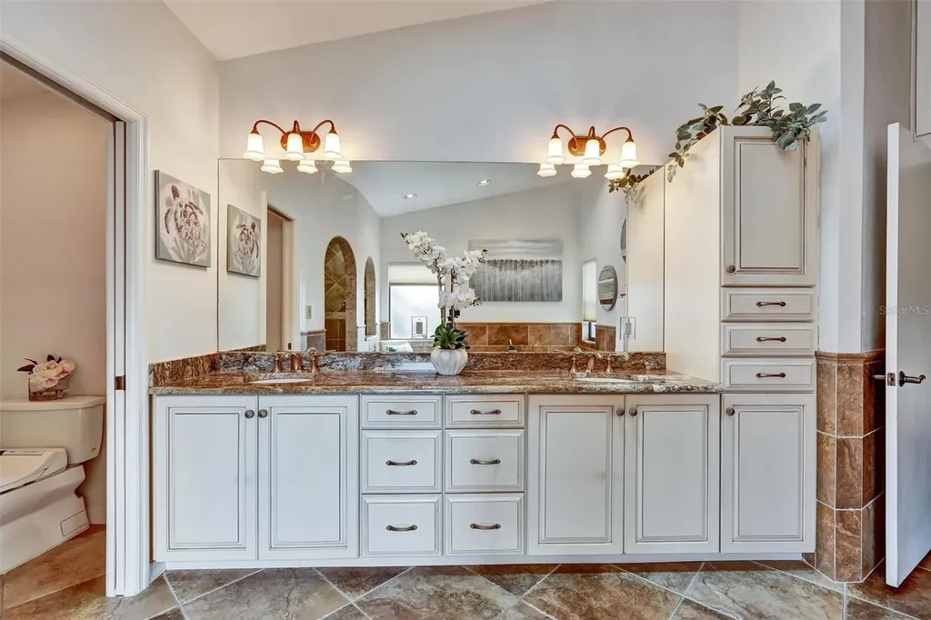 7307 Weeping Willow Drive Sarasota FL 34241