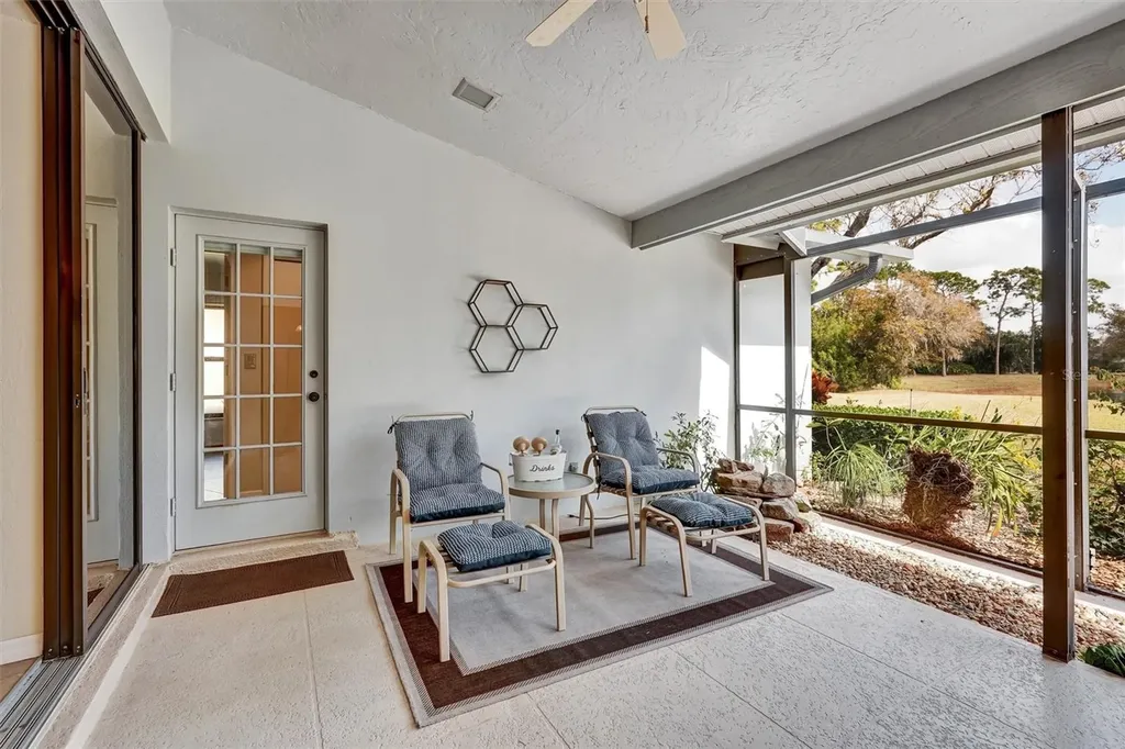 7307 Weeping Willow Drive Sarasota FL 34241
