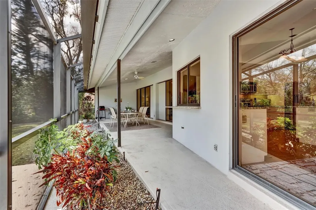 7307 Weeping Willow Drive Sarasota FL 34241
