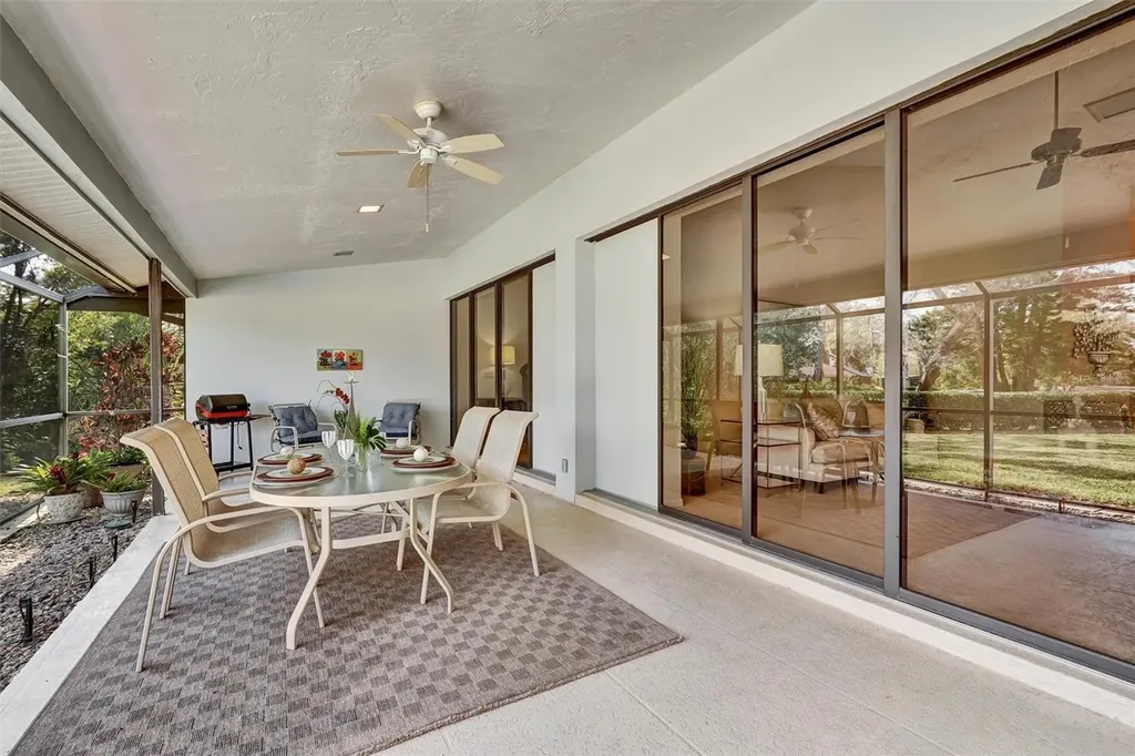7307 Weeping Willow Drive Sarasota FL 34241