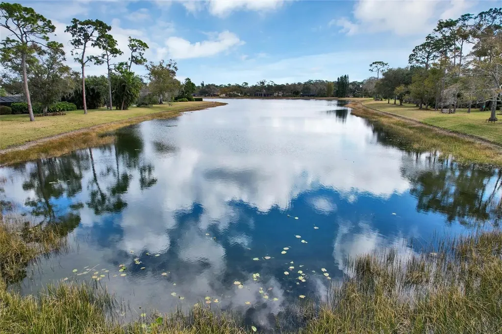 7307 Weeping Willow Drive Sarasota FL 34241