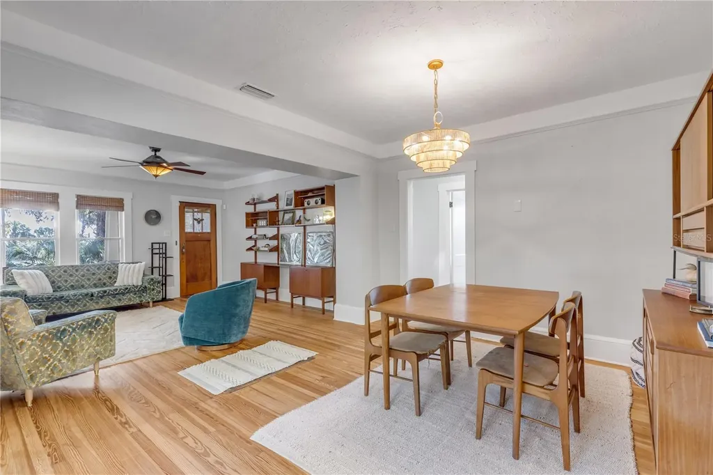 3054 N Dixie Freeway New Smyrna Beach FL 32168
