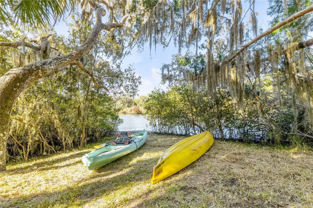 3054 N Dixie Freeway New Smyrna Beach FL 32168