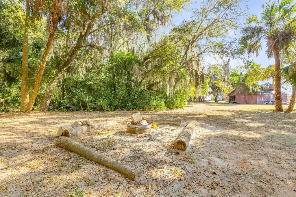 3054 N Dixie Freeway New Smyrna Beach FL 32168