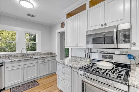 3054 N Dixie Freeway New Smyrna Beach FL 32168