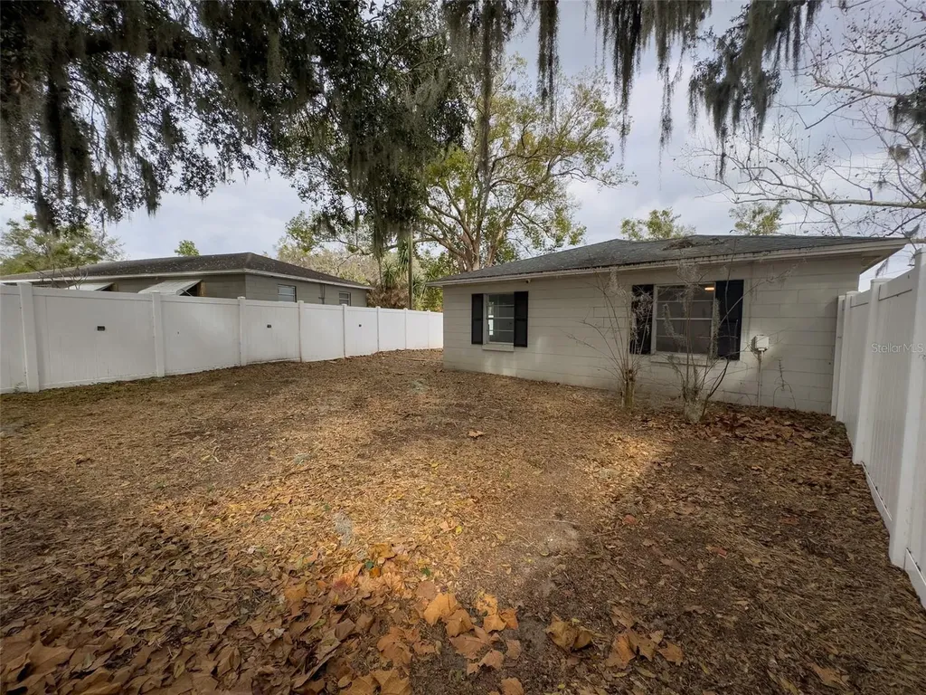 1047 Clay Boulevard Eustis FL 32726