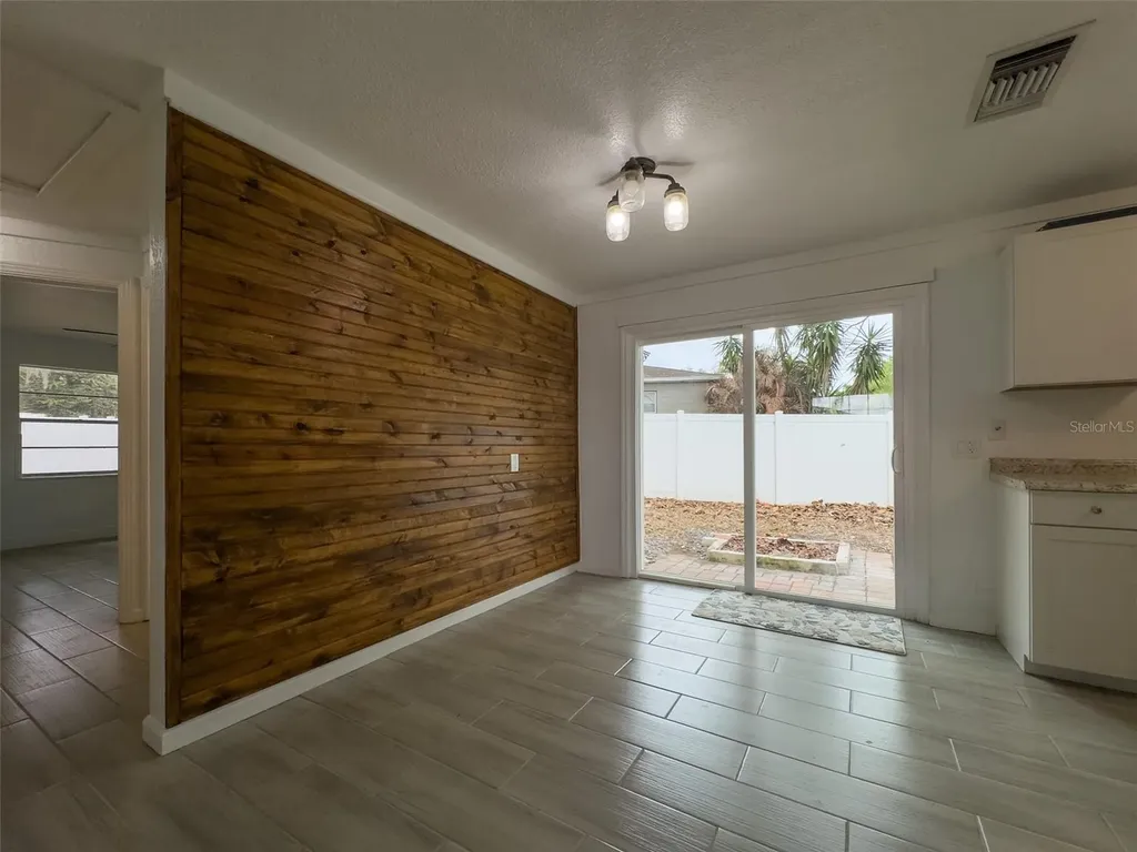 1047 Clay Boulevard Eustis FL 32726