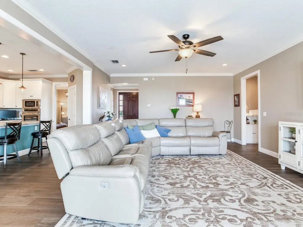 15721 Colding Loop Wimauma FL 33598