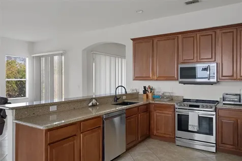 10048 Cleghorn Drive San Antonio FL 33576