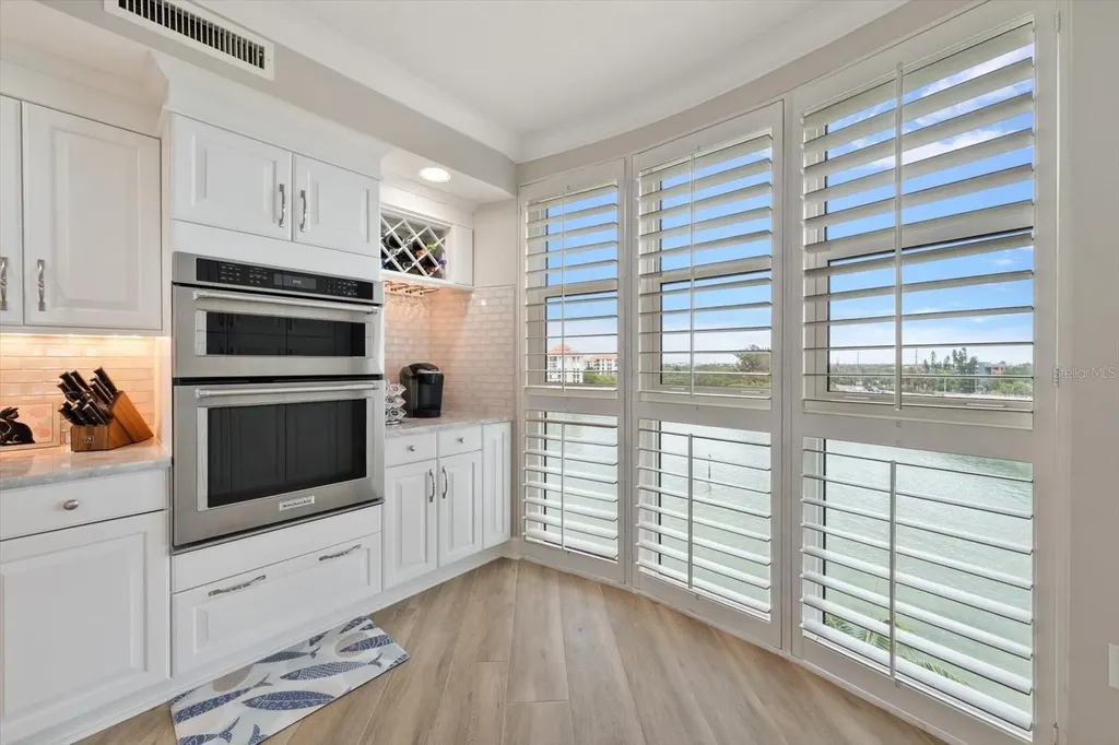 4993 Bacopa Lane S St Petersburg FL 33715