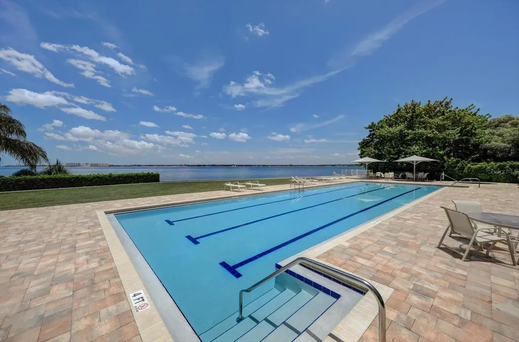 4993 Bacopa Lane S St Petersburg FL 33715