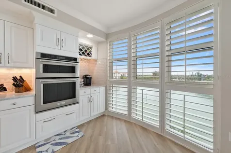 4993 Bacopa Lane S St Petersburg FL 33715