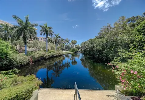 4993 Bacopa Lane S St Petersburg FL 33715