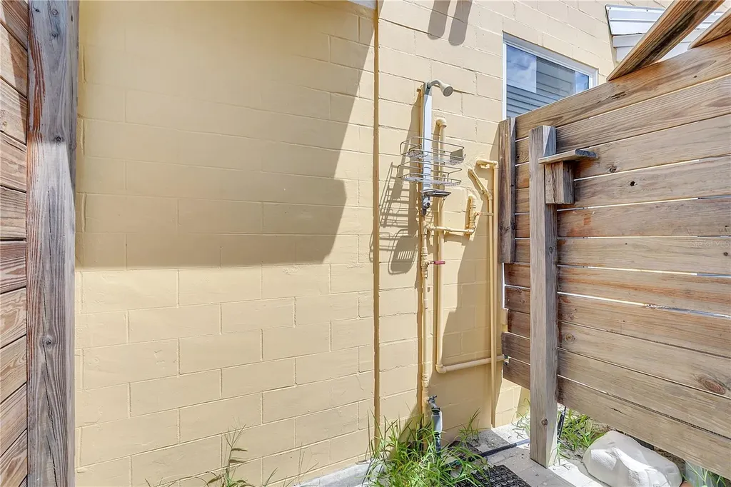 2101 Hill Street New Smyrna Beach FL 32169