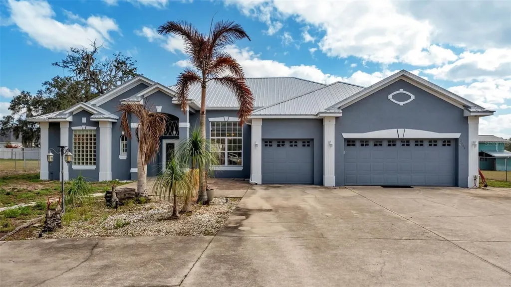 2664 Country Club Road N Winter Haven FL 33881