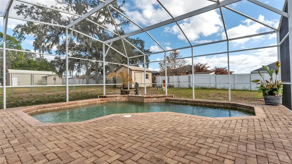 2664 Country Club Road N Winter Haven FL 33881